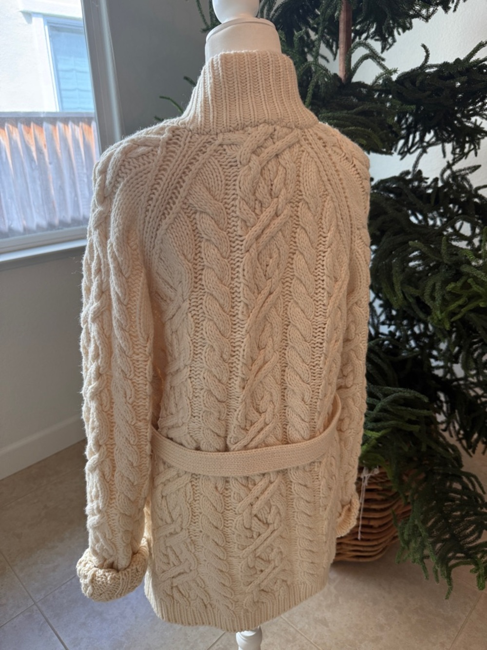 H&M Cream Cable Knit Belted Cardigan - Picture 4 of 5